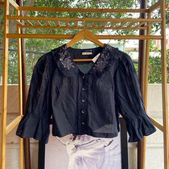 Floral Embroidery Cotton Crop Top. Size - XS - Picture 4 of 6